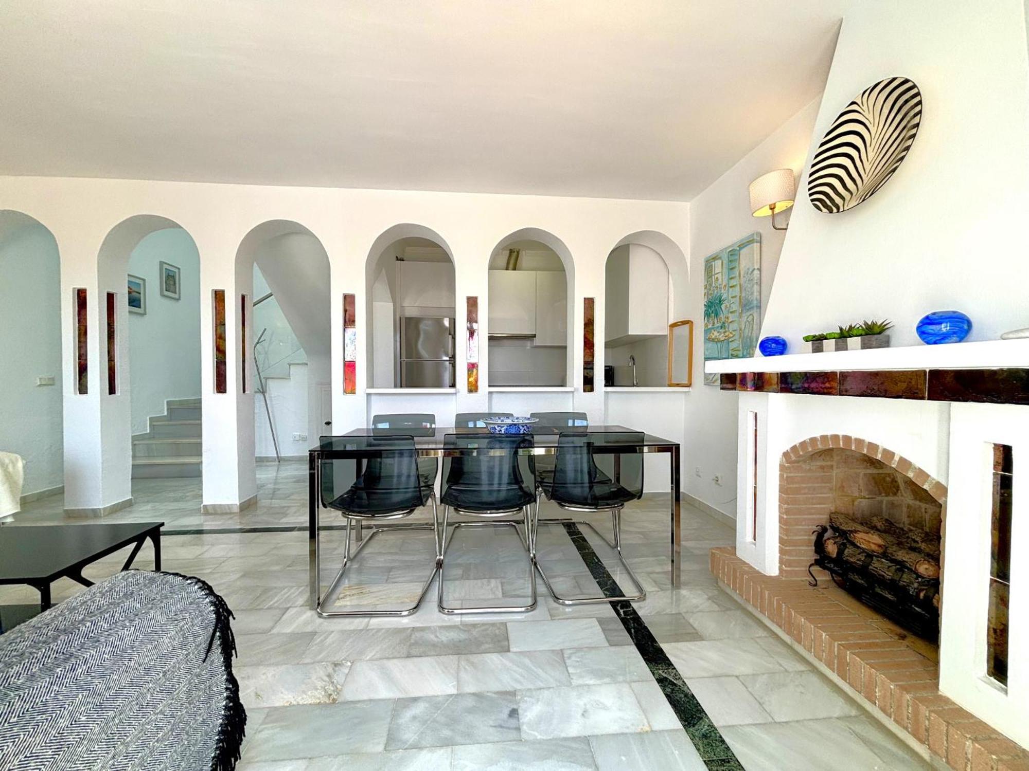 Urb. Alhambra II 15 Villa Nerja Luaran gambar