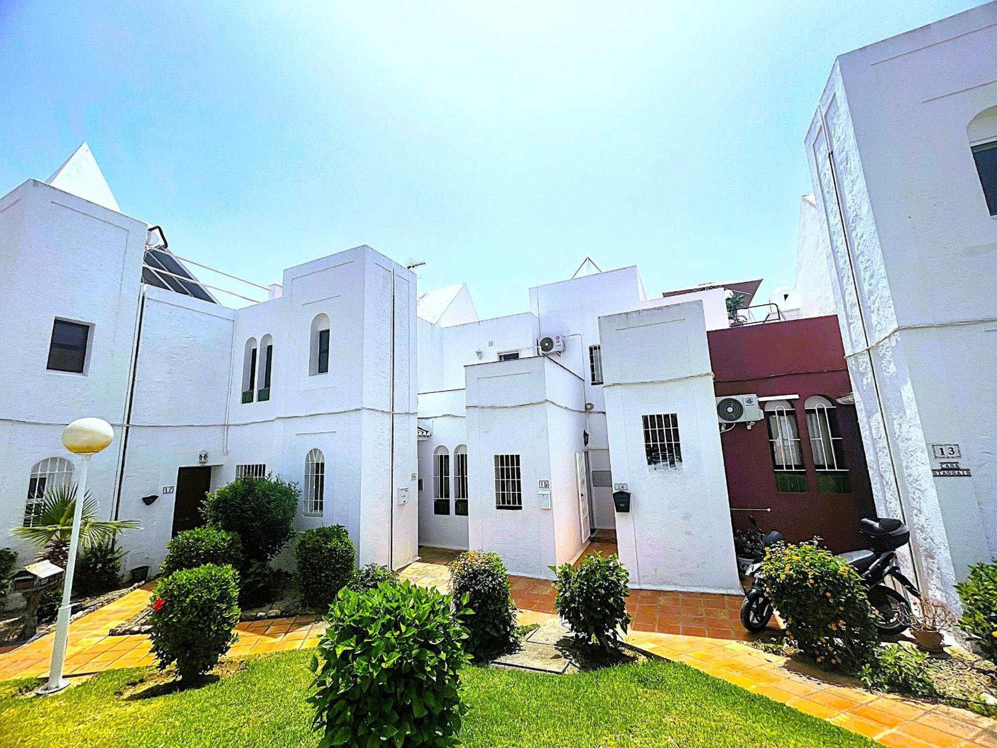 Urb. Alhambra II 15 Villa Nerja Luaran gambar