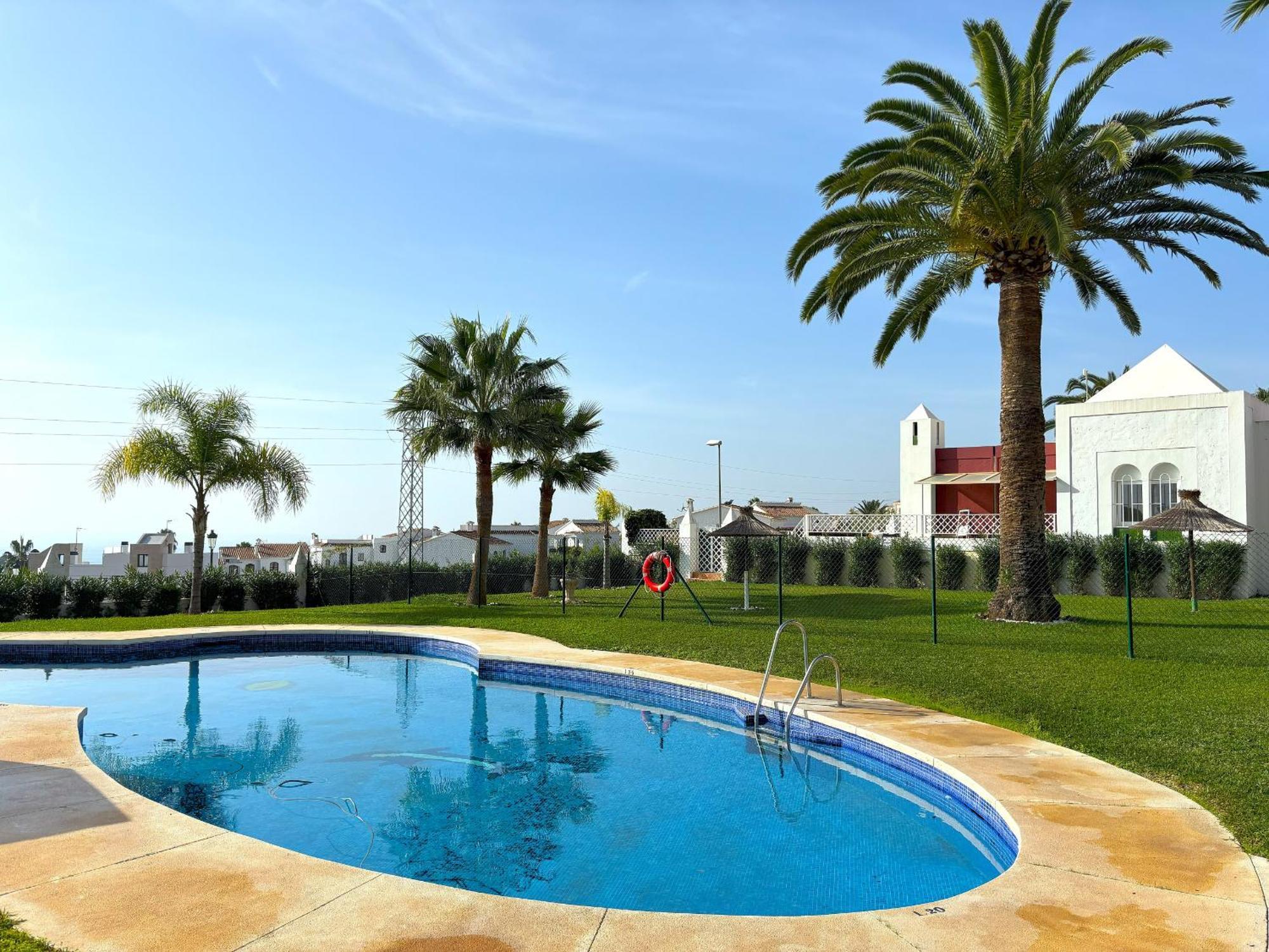 Urb. Alhambra II 15 Villa Nerja Luaran gambar